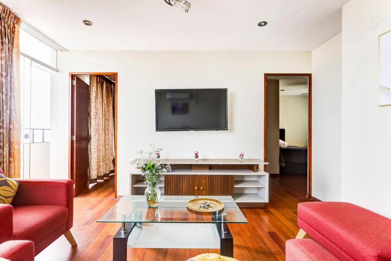 Apartamentos Estela En Alameda Colonial - 5Km Aeropuerto Jorge Chavez Lima Exteriör bild