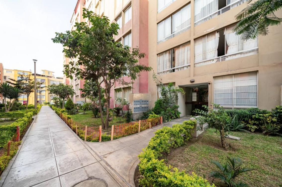 Apartamentos Estela En Alameda Colonial - 5Km Aeropuerto Jorge Chavez Lima Exteriör bild